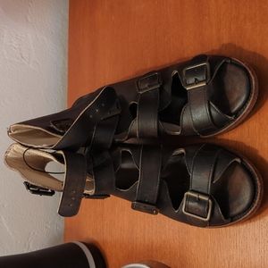 QUAIL Size 10 Freebird by Steven